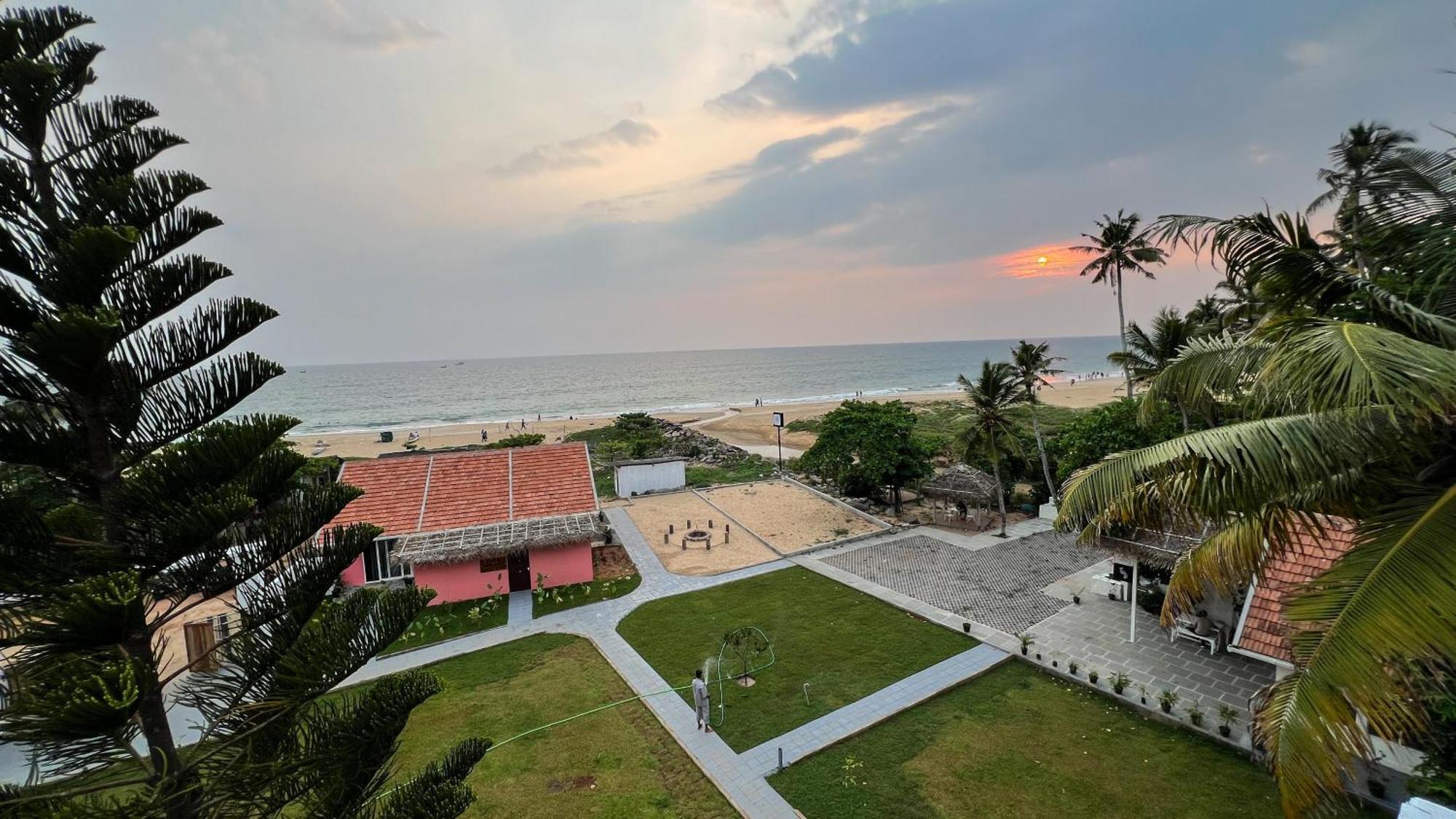 Beach House Varkala By Palmyra Экстерьер фото